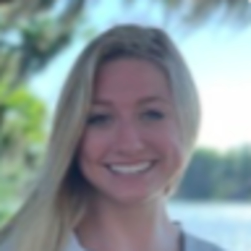 Meet your Posher, Alexandra